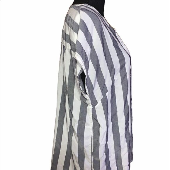 Ava & Viv Plus Striped Short Sleeve Blouse - Picture 3 of 9